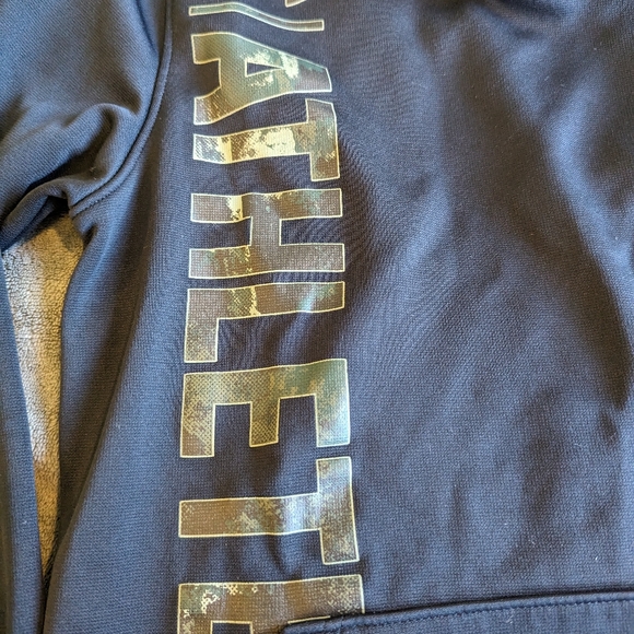 Like new Under Armour hoodie with camo - Picture 2 of 3